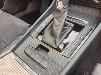 Škoda Superb 3 Combi Style 2.0TDI 147kW DSG Matrix kam360° - 16