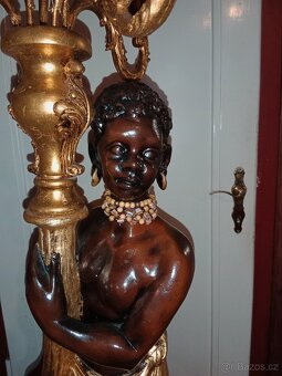 Starý dřevěný mouřenín-světlonoš- lampa - 16