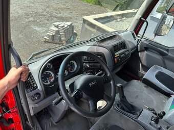 DAF LF 45.220 PLACHTA MĚCHY EURO5 - 16