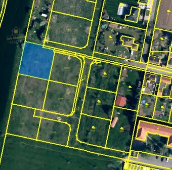 Prodej pozemku 1300 m2 - 16
