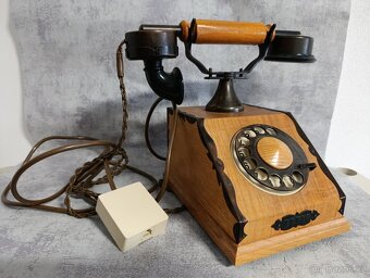 Starý retro telefon Tesla z roku 1979, do sbírky, dekorace - 16