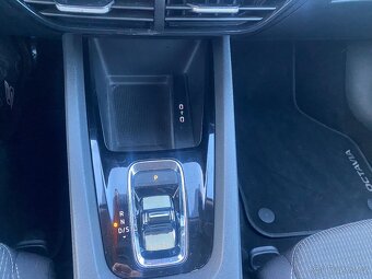 Octavia combi 4 2.0 TDI 110 kw DSG 2021 - 16