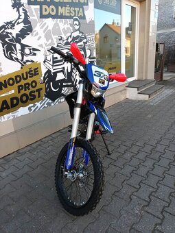 Pitbike Thunder 140cc 19x16 E-start červená - 16