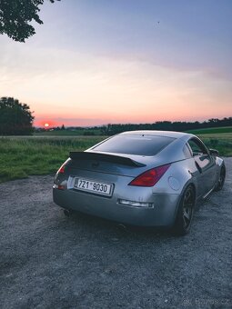 Nissan 350z - 16