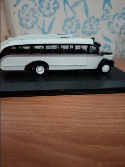 Model autobusu Reo speedwagon 1946 - 16