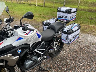 Kufry na moto - 16