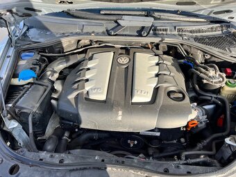 Touareg 3.0TDI V 6 - 16