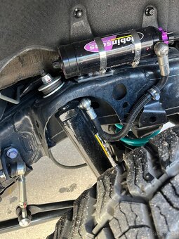 Land Cruiser 300 XTREME, Australia Podvozek,302 PS, 700 N.M. - 16