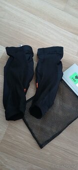 Výbava na kolo značkové - 16