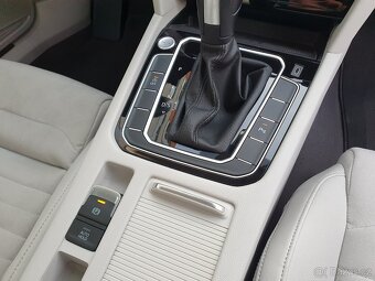VW Passat B8 Elegance 2.0 TDI 110kW DSG - záruka Autodraft - 16