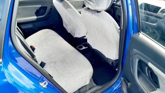 Velice zachovalá málo jetá Škoda Fabia II 1.2 kombi - 16