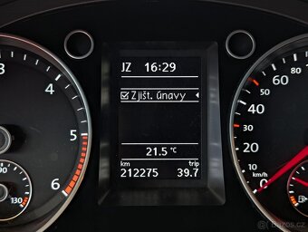 Volkswagen Passat VARIANT 1.6TDi 77kW TEMPOMAT PDC - 16