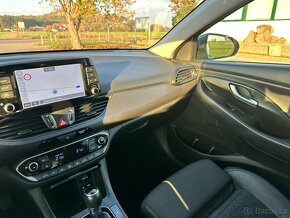 Hyundai i30 combi, 1.6 CRDI, 100 kW, Premium, aut, DPH - 16