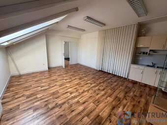 Pronájem komerčních prostor v Jablonci nad Nisou - 16