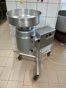 Profesionální robot/krouhač nagema hu-1 - 16