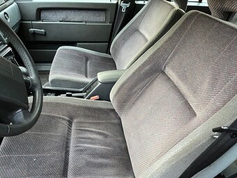 Volvo 940  GL - 16