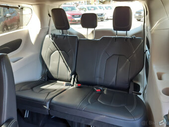 Chrysler Pacifica 3,6L,r.v.2022, kůže,7mít,TopStav,39.000 km - 16