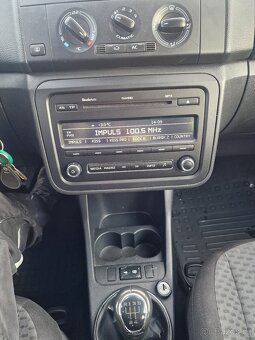 Skoda Fabia 2 1.2HTP Facelift - 16