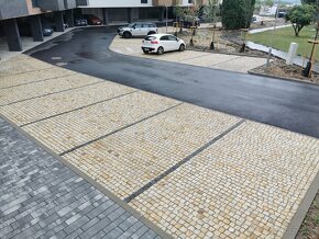 dlažba z kamene, dlažební kostky, žula, čedič, kočičí hlavy - 16