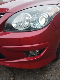 Hyundai i30 1.6 benzín 93KW-6KVALT,1MAJITEL, PO SERVISU, - 16