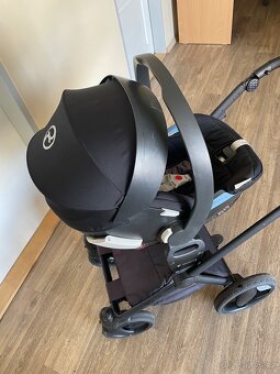 Kočárek Invictus 3v1 + Cybex Aton 5 s izofix základnou - 16