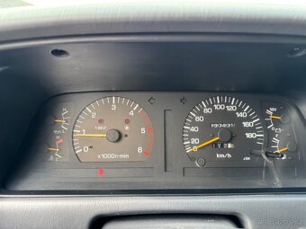 Toyota Land Cruiser HDJ80 - 16
