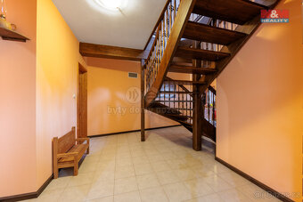 Prodej rodinného domu, 289 m², Útvina - 16