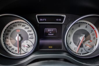 Mercedes-Benz CLA 180 Kupé - 16