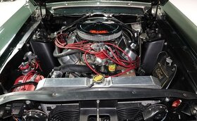 Ford Mustang V8 Cabrio - 16