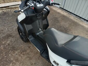 Piaggio mp3 300LT Bílá Cz doklady v ceně - 16