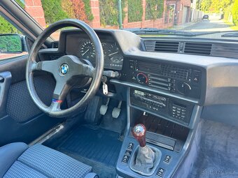 BMW E24 635 CSi - 16
