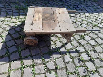 Prodám srovnávačku se spodním protahem  , pilu  , frézku - 16