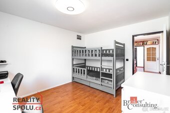 Prodej, domy/rodinný, 218 m2, Fučíkova 260, 53345 Čeperka, P - 16
