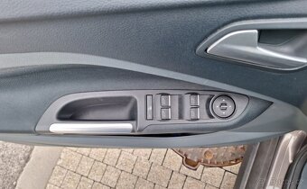 Ford Grand C-Max - 16