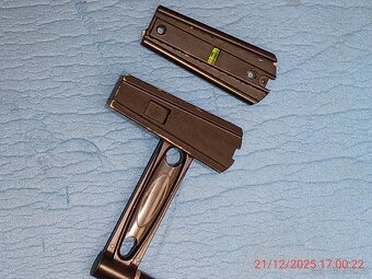 Držák na Televizi nebo PC monitor. - 16