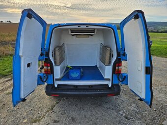 Volkswagen T5 - 16