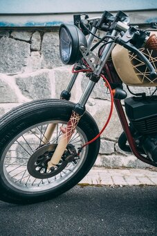 Motorka Suzuki TRS118 (café racer) - 16