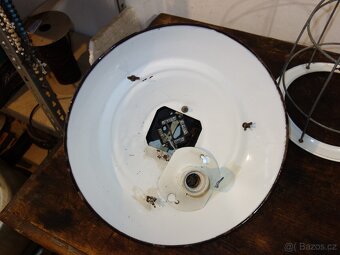 Industriální lampa, závěsná na strop - 16