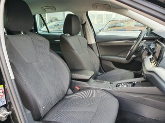 Škoda Octavia 4 iV Combi Style 1.4TSI 150kW 54tkm Virtual Qi - 16