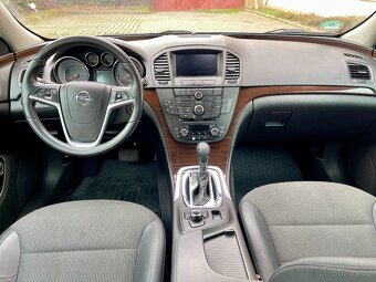 Opel Insignia Tourer 2.0cdti/118kw, Cosmo, pěkný vůz - 16