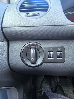 Vw Caddy, TSI, 5 míst, klima, tažné, výhřev - 16