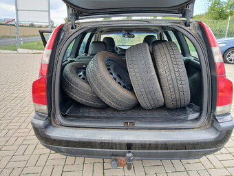 Volvo V70 - 16