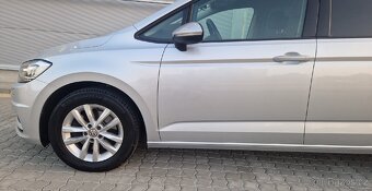 VW Touran 2.0Tdi 110kw r.2019, servis za 54.tis kč - 16