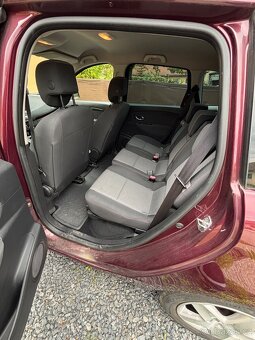 Grand Scenic 1.6 benzín rok 2013 - 16