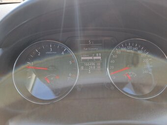 Nissan Qashqai 2.0 dCi Connect Navi 4x4 - 16