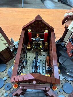 4 otevřené a postavené LEGO sety - 16