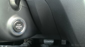Škoda Octavia 3 2.0 TDI 4x4 135 kw 1 majitel nové v ČR - 16