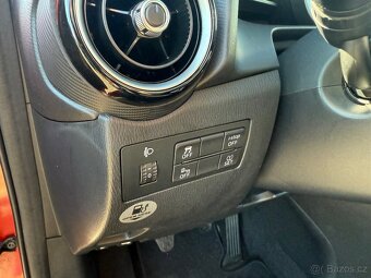 Mazda 2 1.5i Skyactiv najeto 141000 km 2018 - 16