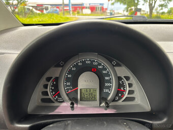 Volkswagen Fox 1.2i 40kW, RV 2010, Servo, Nová STK - 16