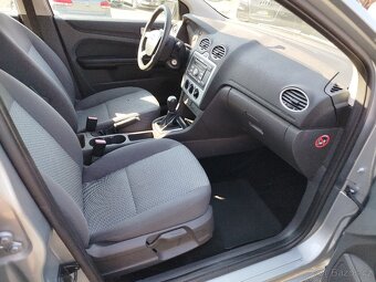 Ford Focus 1.6i 85kW, 137.864km, r.v. 7/2005 - 16